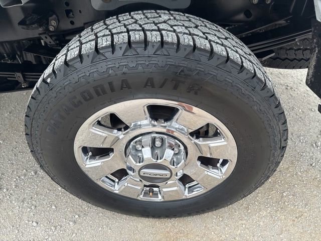 Used 2023 Ford F350 Lariat w/ Chrome Package image 33