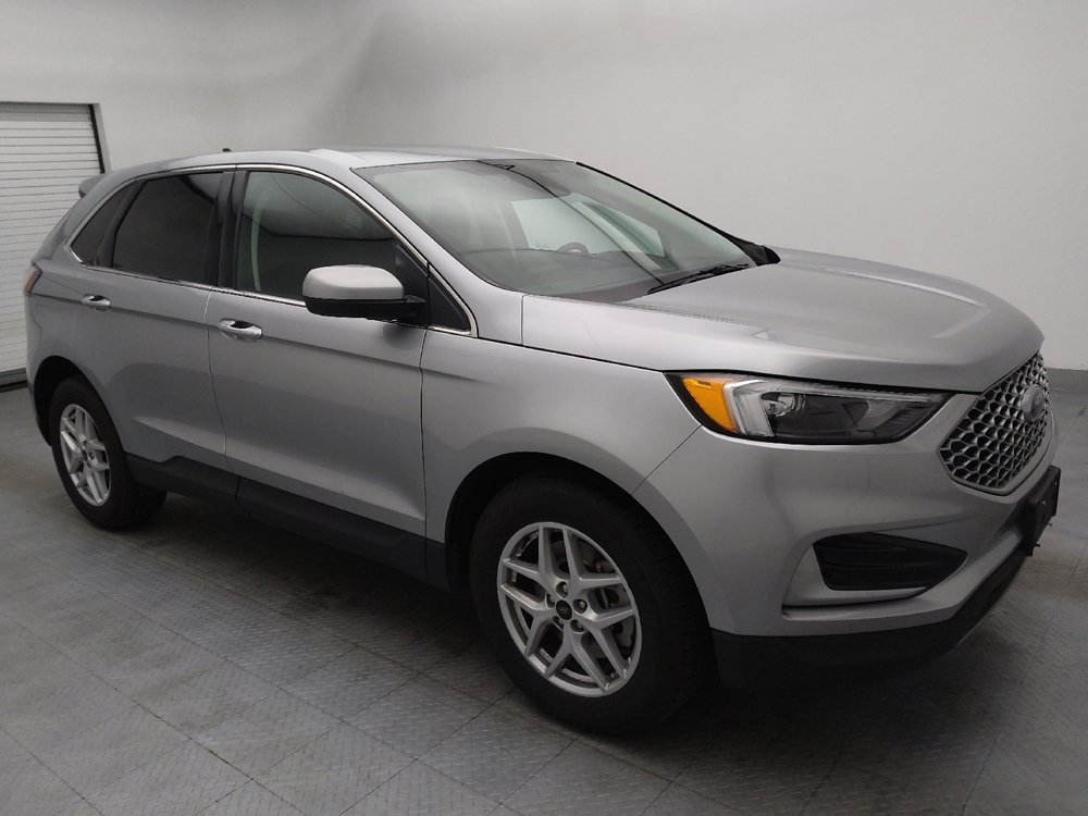 Used 2024 Ford Edge SEL image 11
