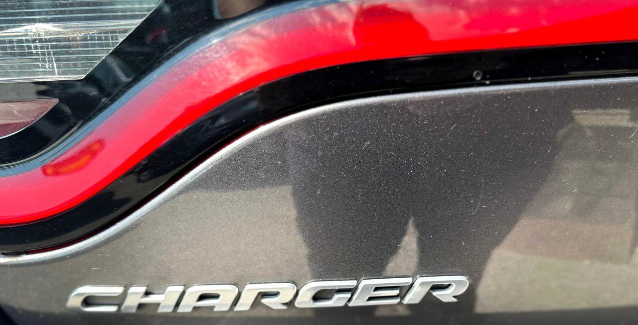 Used 2023 Dodge Charger SXT RWD image 8