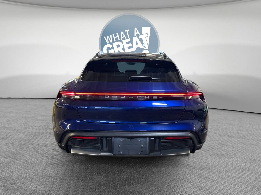 Used 2022 Porsche Taycan 4 Cross Turismo image 5