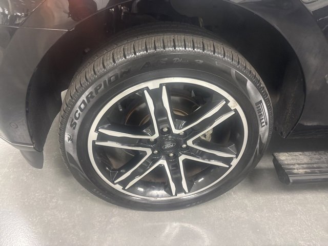 Used 2021 Ford Expedition Max Limited image 28