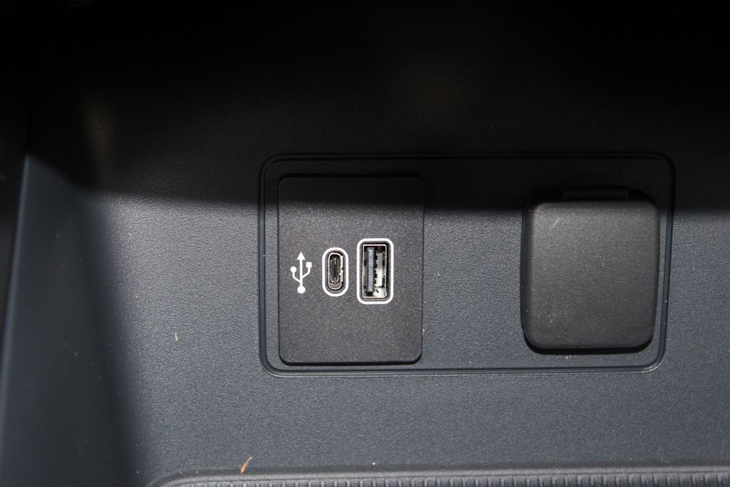 New 2026 Ford Explorer Active image 44