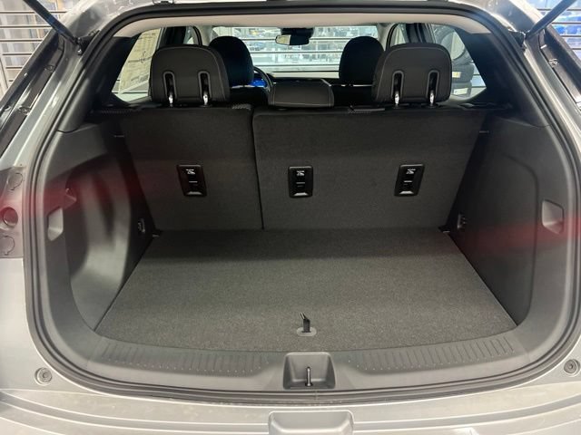 New 2027 Chevrolet Bolt LT w/ Comfort Package FWD image 7
