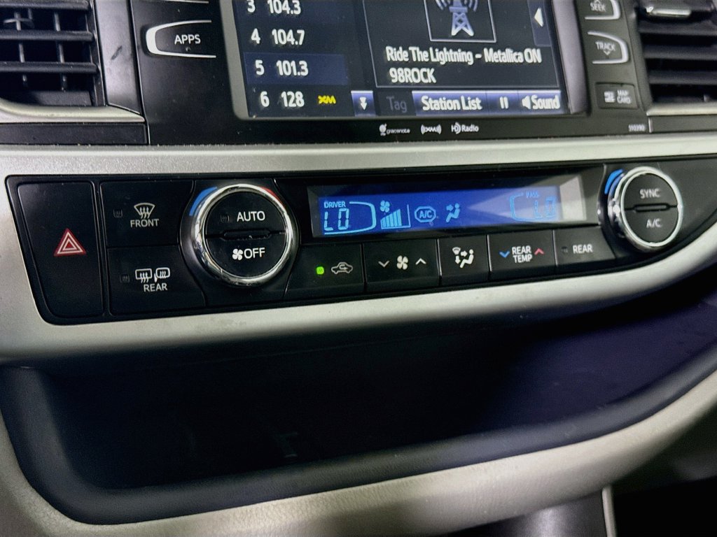 Certified 2019 Toyota Highlander XLE AWD/4WD image 8