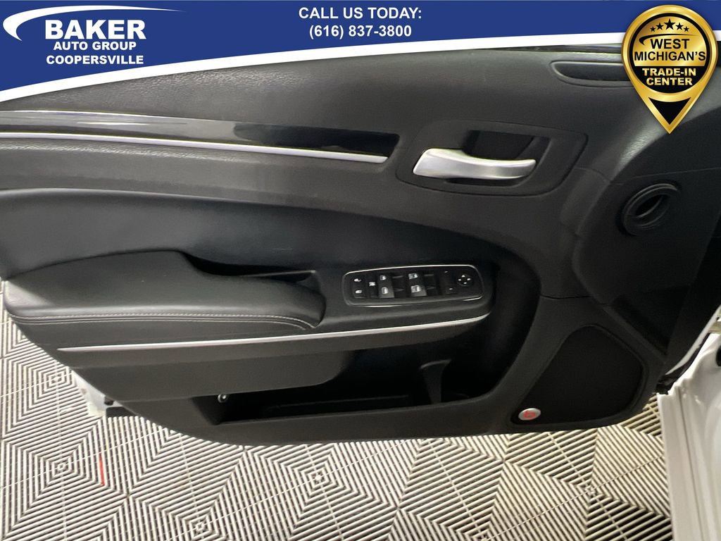 Used 2017 Chrysler 300 S w/ 300S Premium Group image 22