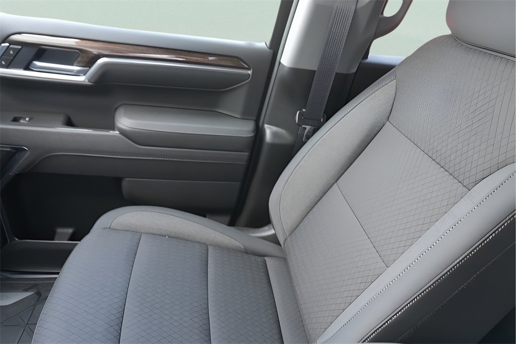 New 2026 Chevrolet Silverado 1500 LT w/ Safety Package image 28