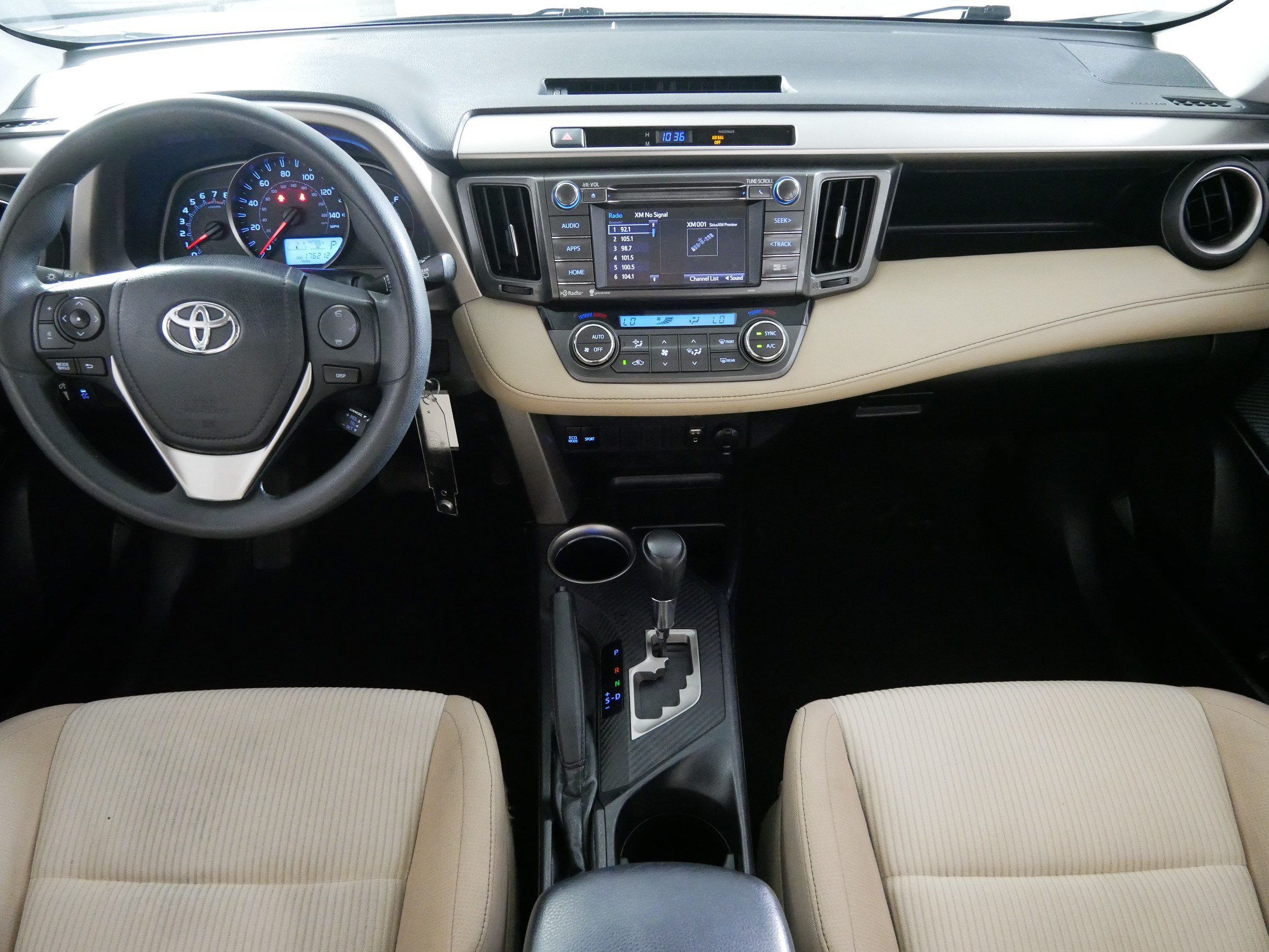 Used 2015 Toyota RAV4 XLE AWD/4WD image 10