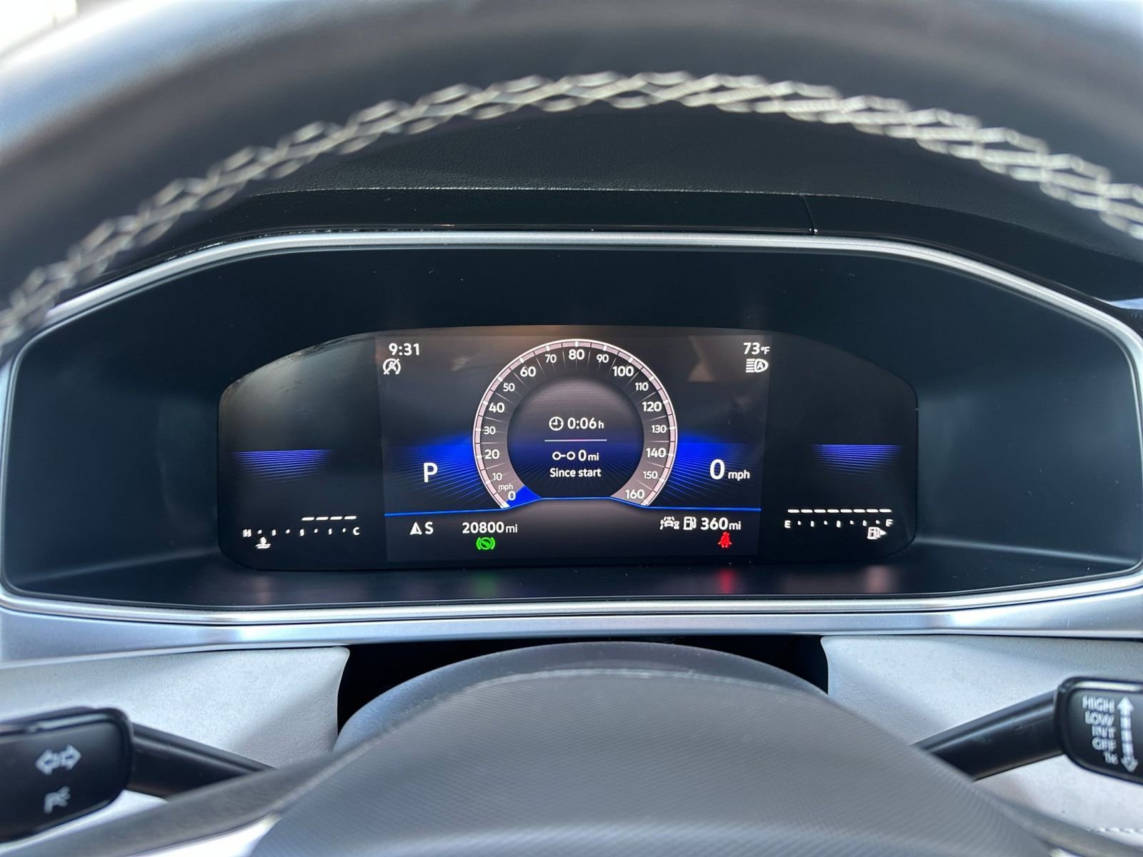 Used 2025 Volkswagen Taos SE image 41