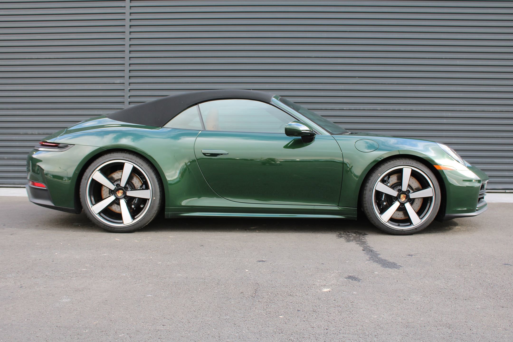 New 2026 Porsche 911 Carrera 4S image 8