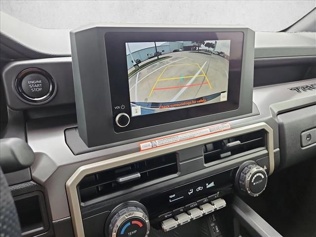 Used 2025 Toyota Tacoma SR5 AWD/4WD image 14