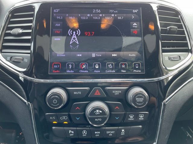 Used 2019 Jeep Grand Cherokee Limited AWD/4WD image 21
