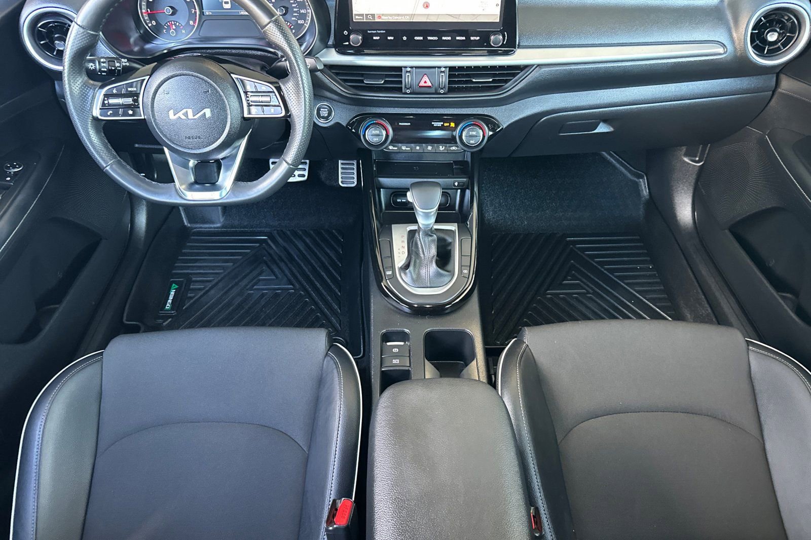 Used 2024 Kia Forte GT-Line w/ GT-Line Premium Package FWD image 10