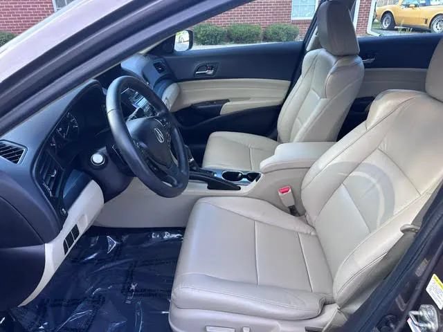 Used 2015 Acura ILX w/ Technology Package FWD image 10