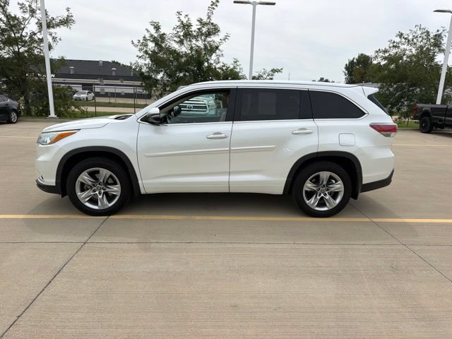 Used 2016 Toyota Highlander Limited Platinum AWD/4WD image 4