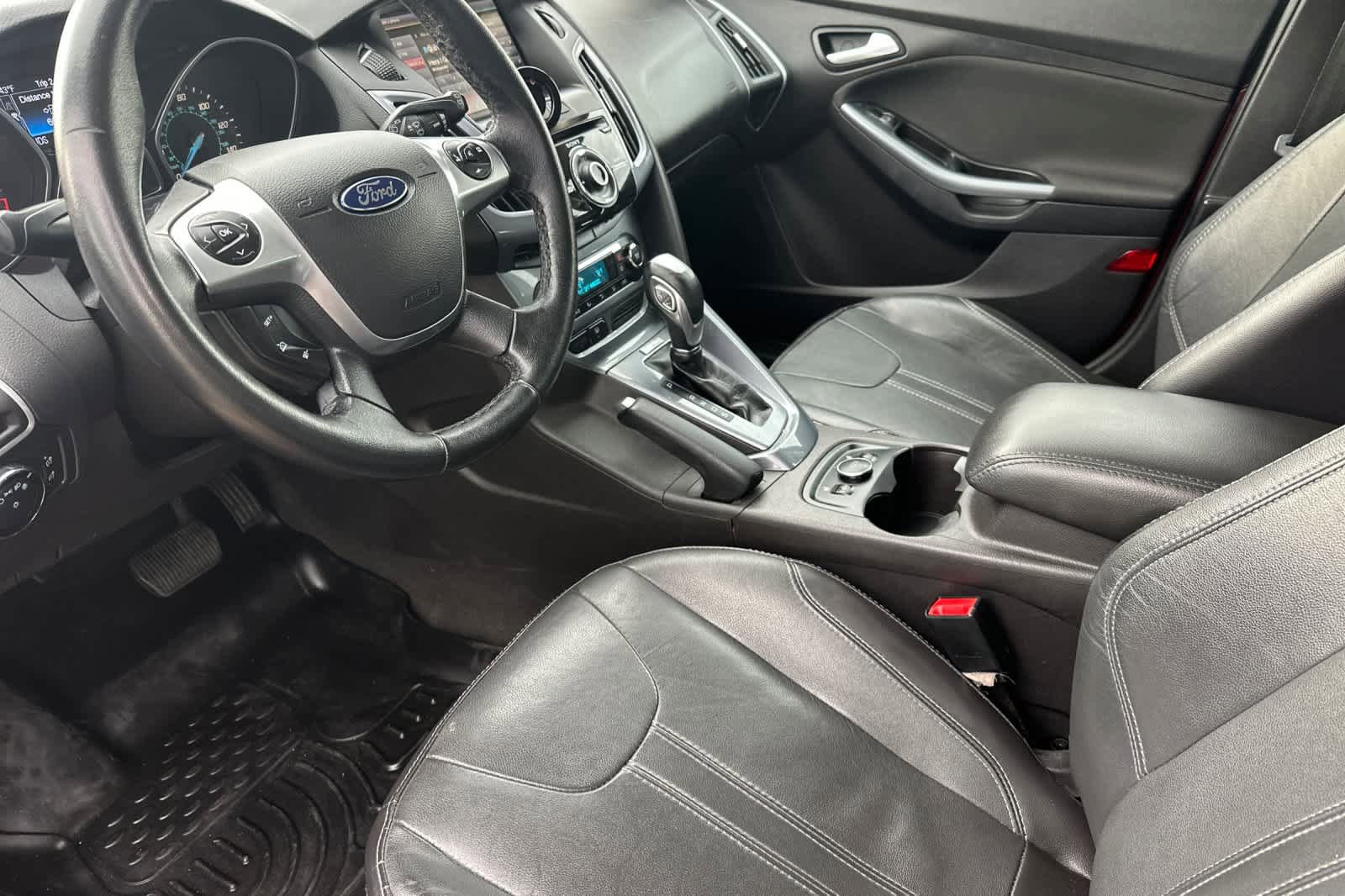 Used 2014 Ford Focus Titanium image 11