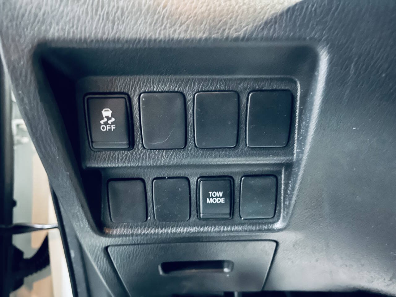 Used 2019 Nissan Pathfinder S FWD image 28