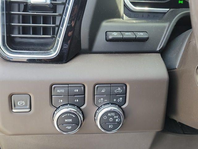 Used 2023 GMC Sierra 1500 Denali w/ Denali Reserve Package AWD/4WD image 16