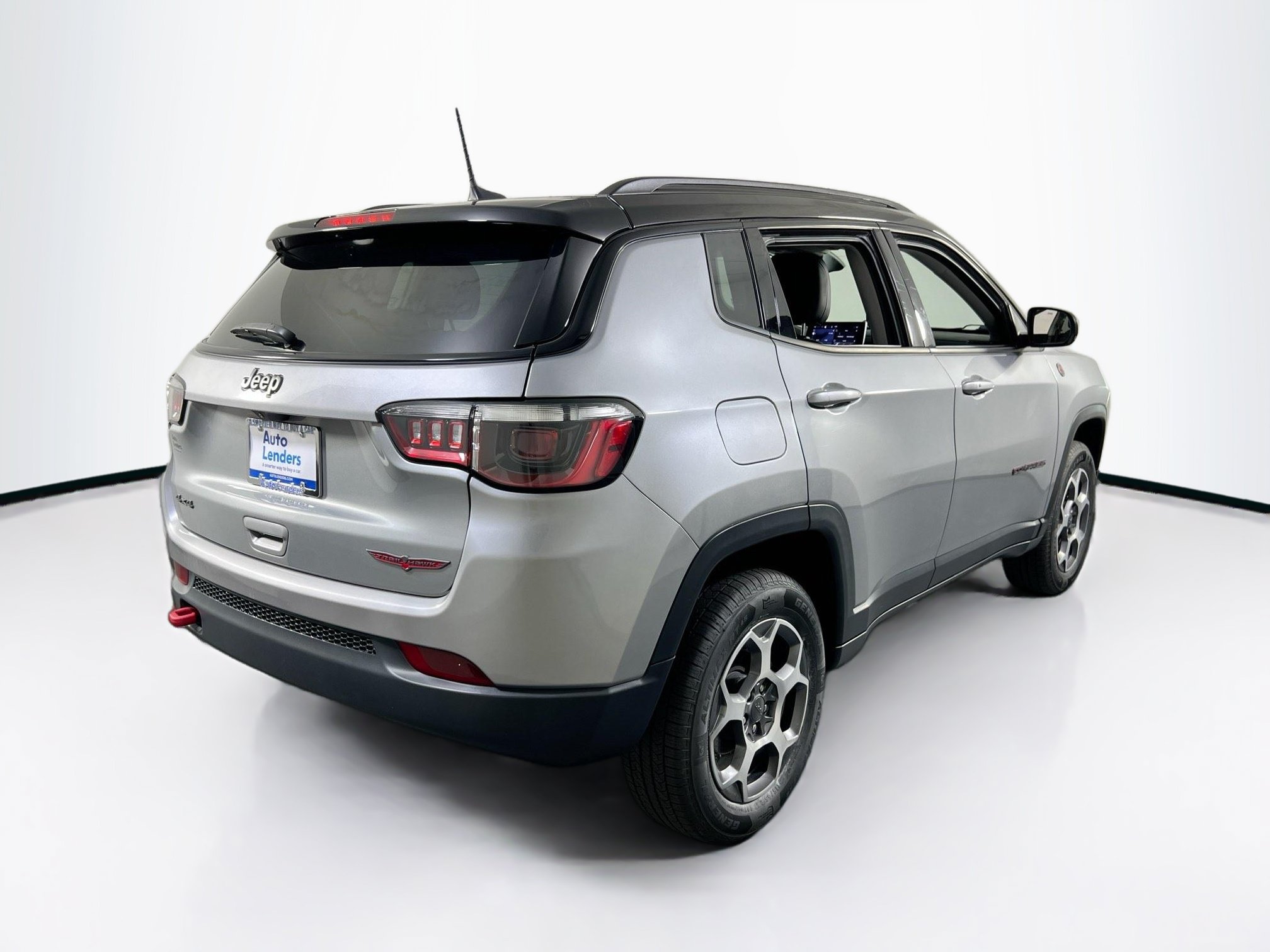 Used 2022 Jeep Compass Trailhawk AWD/4WD image 5