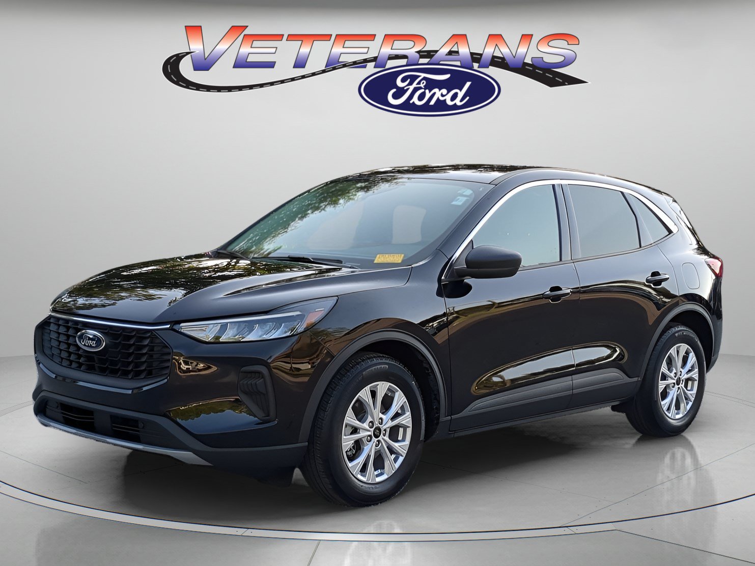Certified 2024 Ford Escape Active FWD image 1