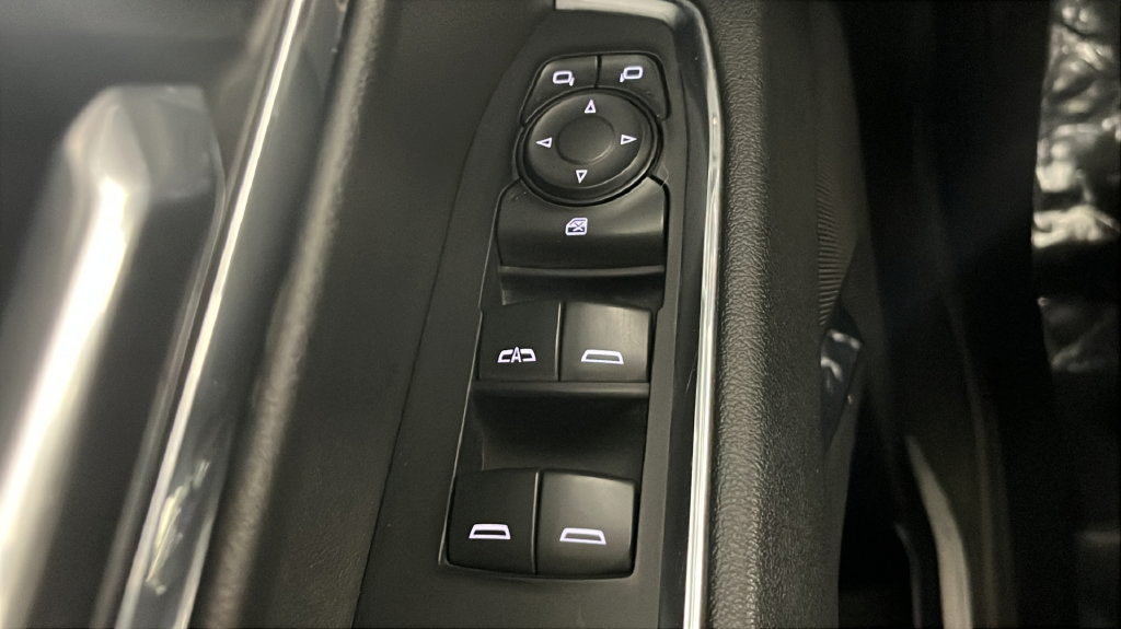 Used 2023 Chevrolet Silverado 1500 RST AWD/4WD image 31
