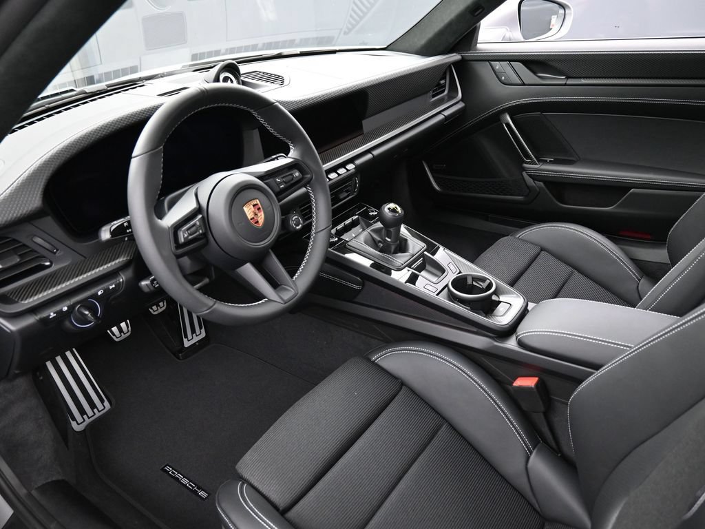 New 2026 Porsche 911 GT3 RWD image 4
