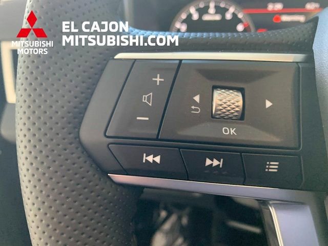 New 2026 Mitsubishi Outlander SE AWD/4WD image 18