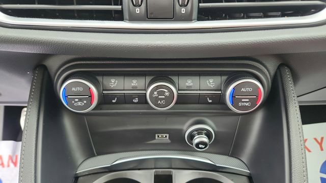 Used 2024 Alfa Romeo Stelvio Ti w/ Performance Driving Package AWD/4WD image 20