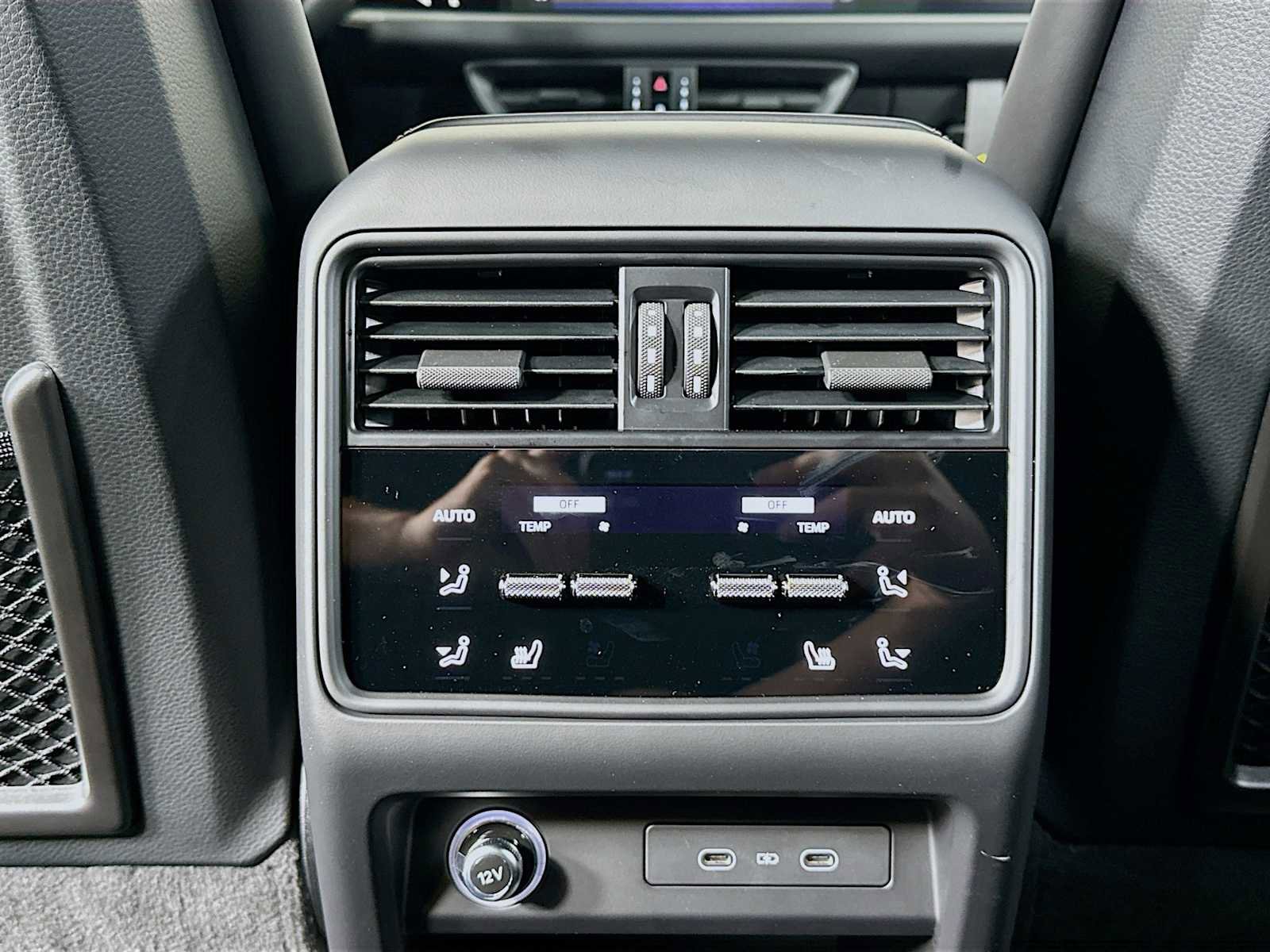 New 2026 Porsche Cayenne Coupe image 25