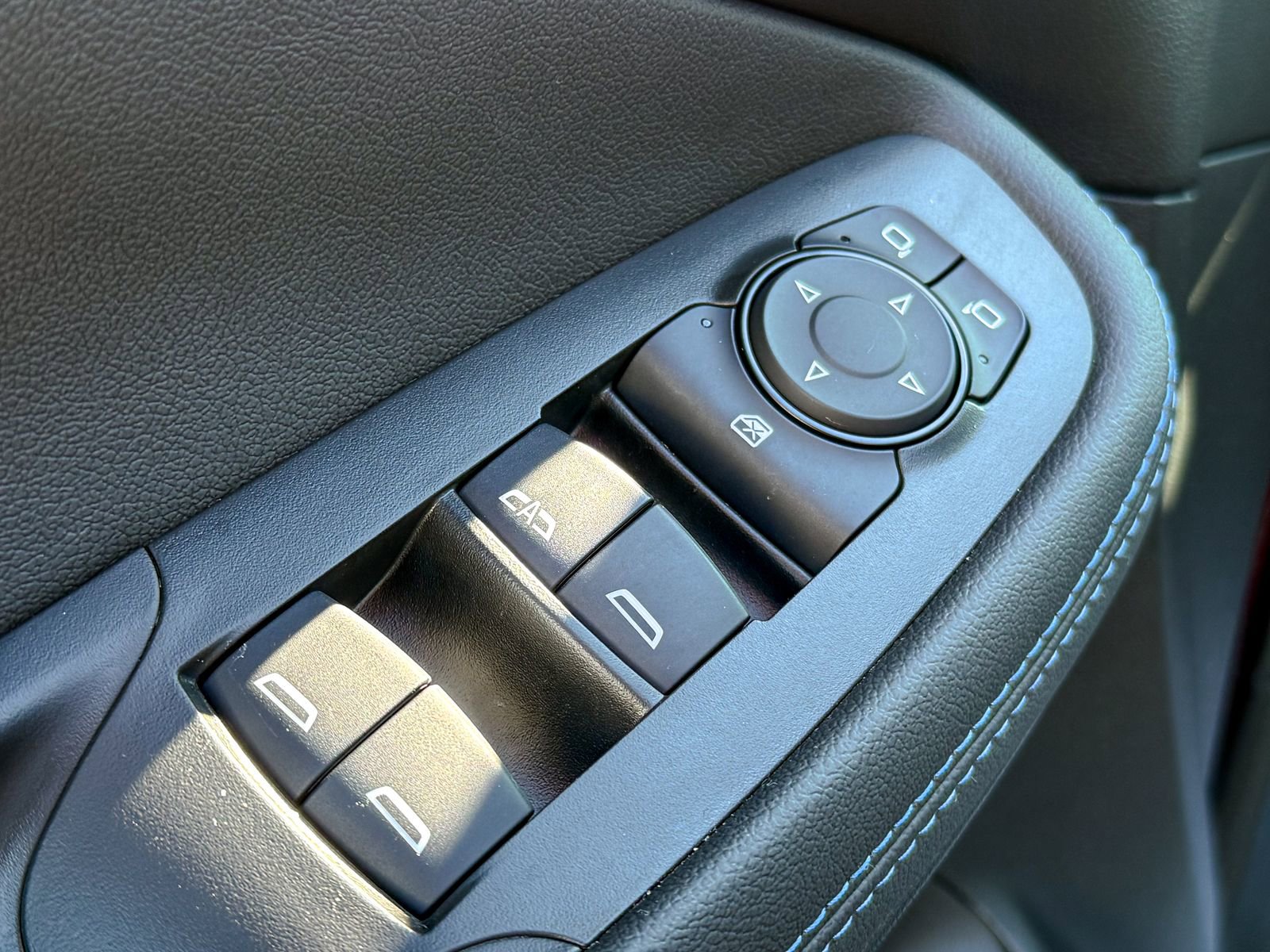 Certified 2026 Buick Encore GX Sport Touring w/ Advanced Technology Package image 16