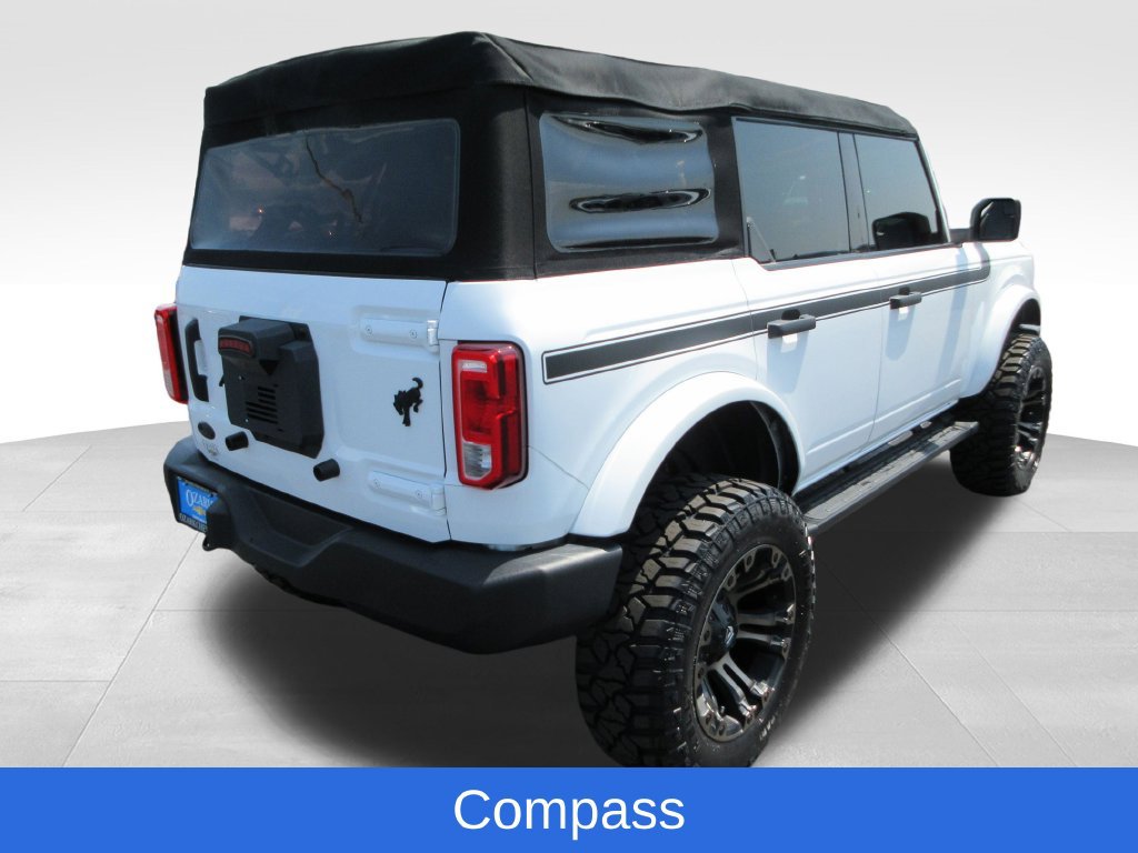 Used 2022 Ford Bronco 4-Door AWD/4WD image 5