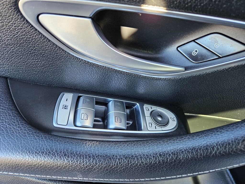 Used 2017 Mercedes-Benz E 300 4MATIC w/ Premium 1 Package image 17