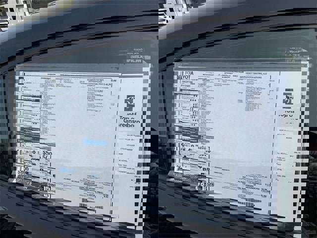 New 2025 Toyota Prius Plug-In Hybrid image 39