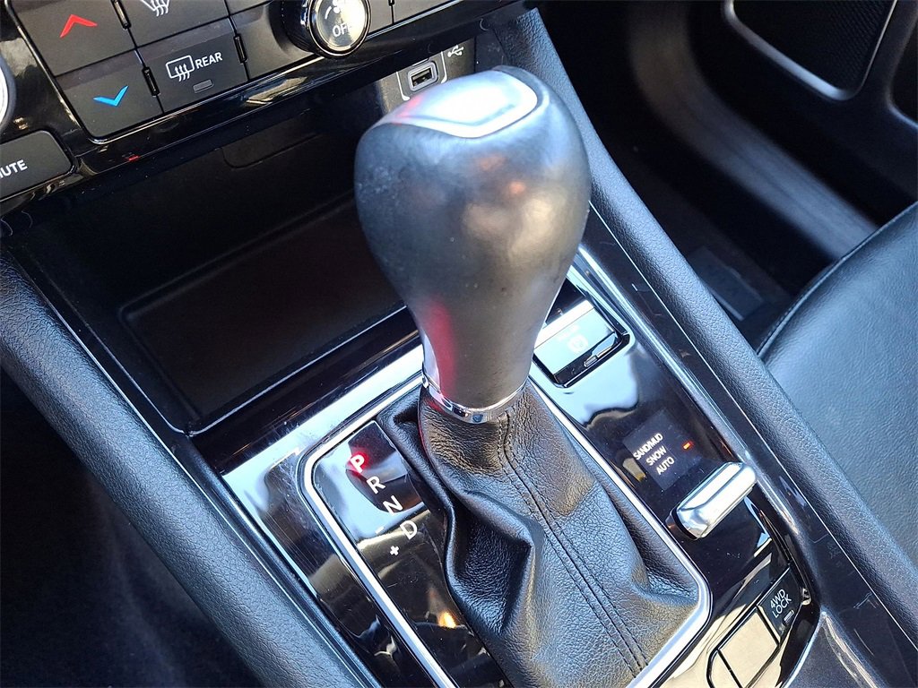 Used 2023 Jeep Compass Latitude image 12