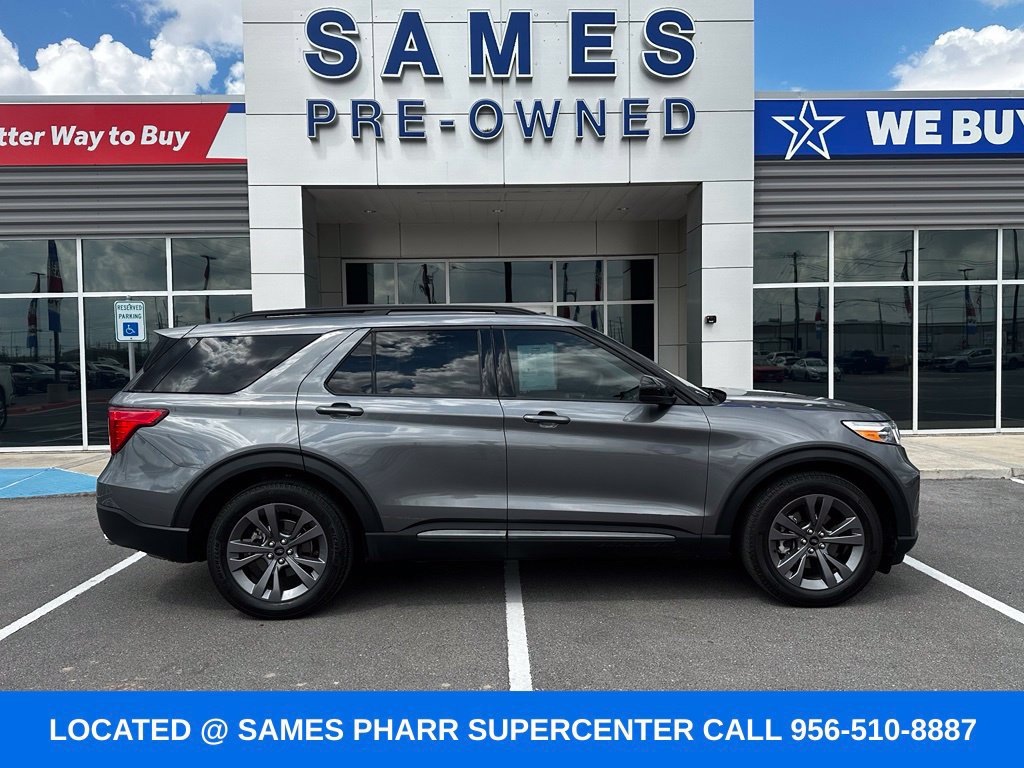 Used 2023 Ford Explorer XLT w/ Equipment Group 202A RWD image 4
