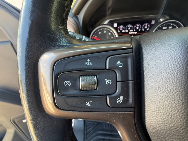 Used 2022 Chevrolet Silverado 1500 High Country w/ Technology Package AWD/4WD image 19