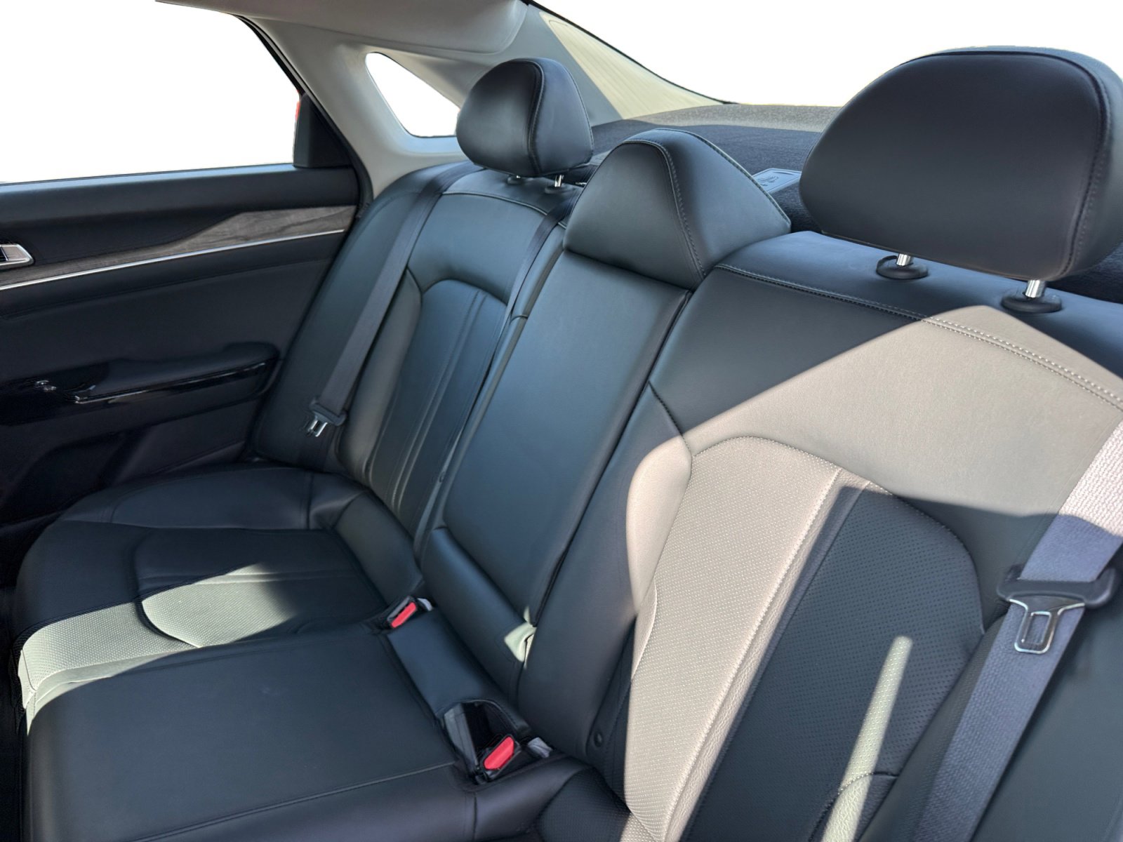 Used 2023 Kia K5 EX image 16