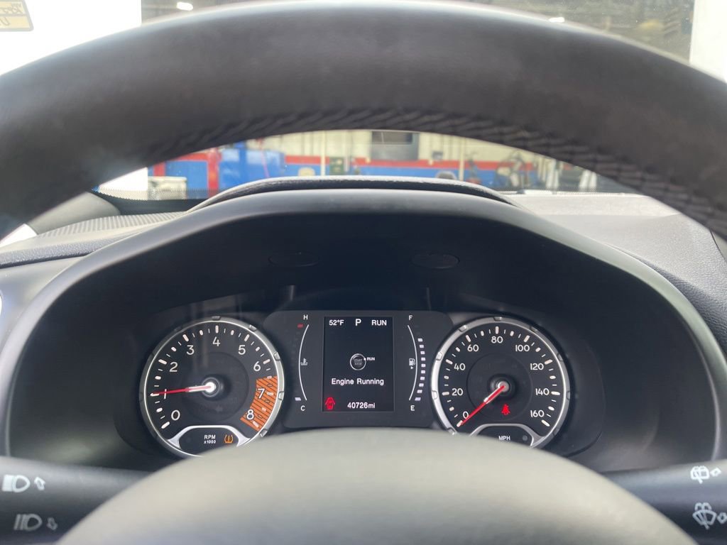 Used 2019 Jeep Renegade Latitude AWD/4WD image 14