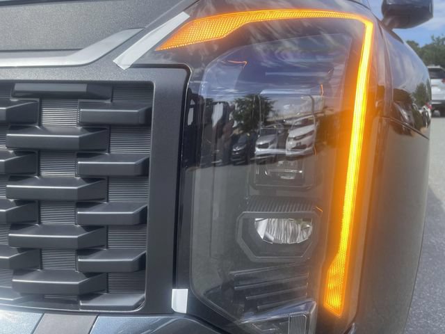 New 2026 Kia Sportage LX FWD image 12
