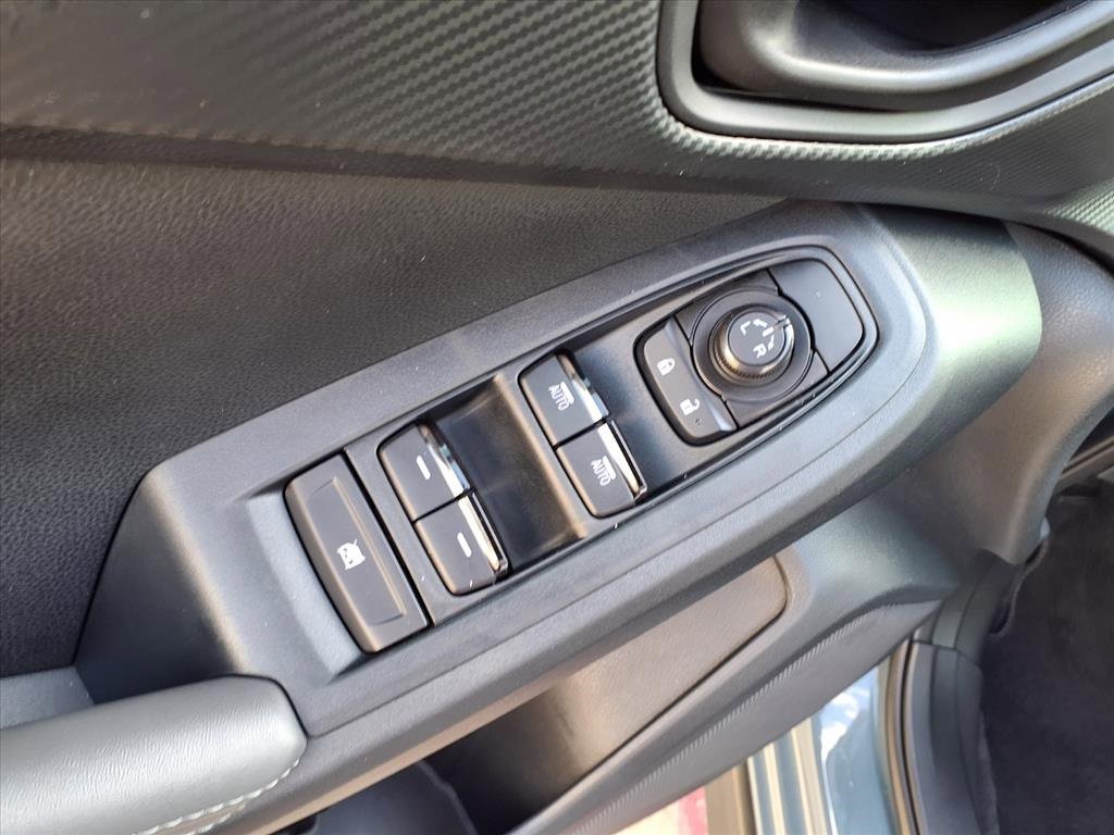 Certified 2025 Subaru Crosstrek 2.0i Premium image 8