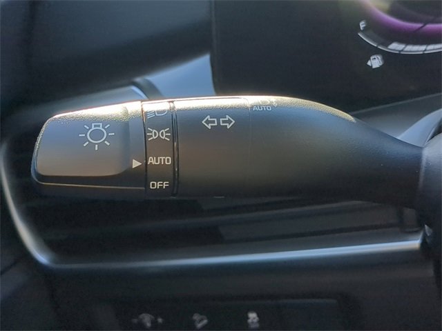 Used 2024 Kia Telluride LX image 28