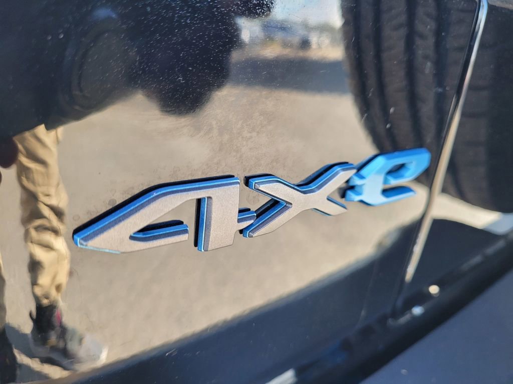 Used 2024 Jeep Wrangler Unlimited image 26