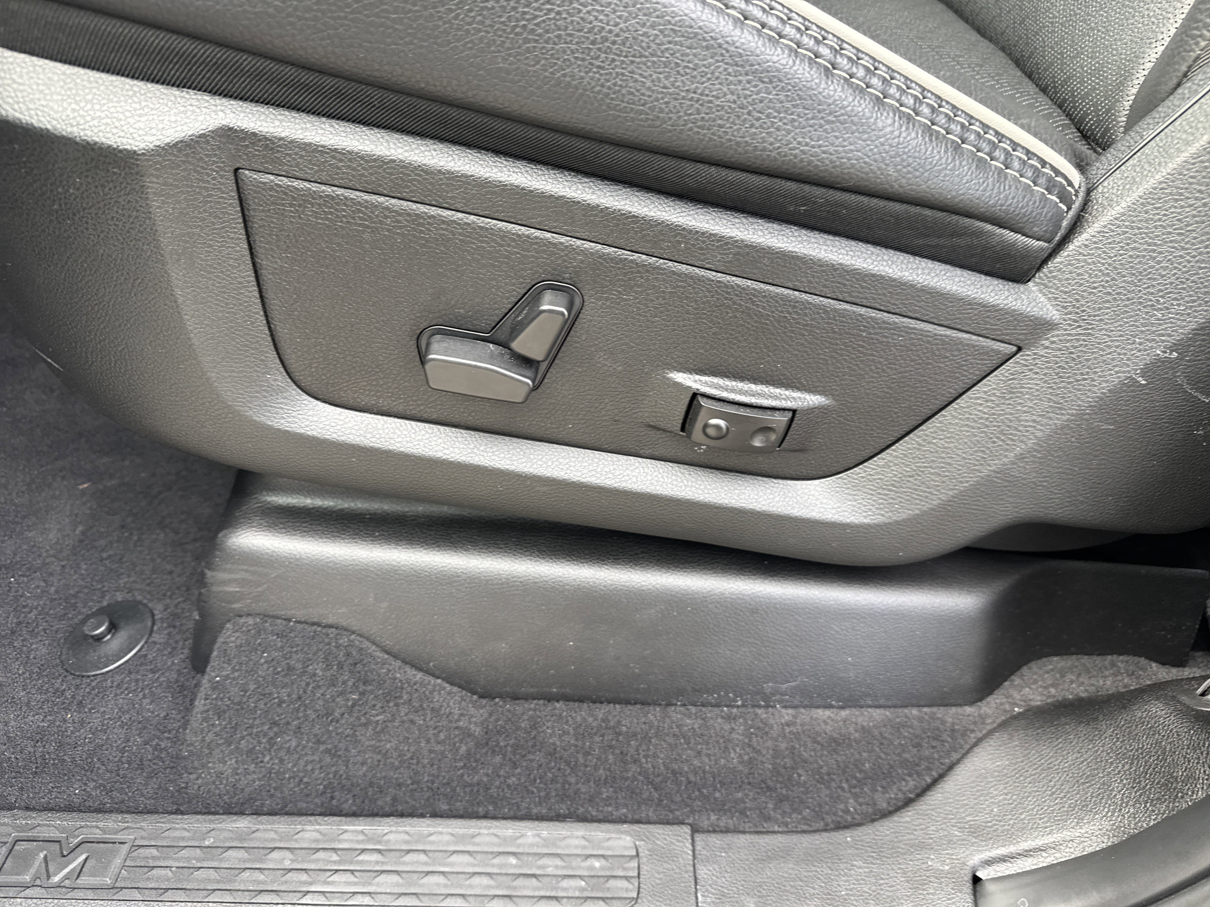 Used 2026 RAM 2500 Laramie image 12