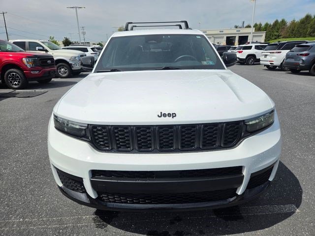 Used 2023 Jeep Grand Cherokee L Laredo AWD/4WD image 20