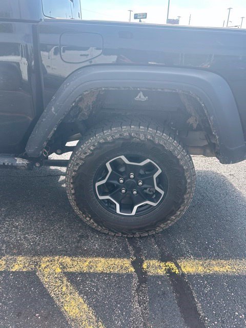 Used 2023 Jeep Gladiator Rubicon w/ LED Lighting Group AWD/4WD image 5
