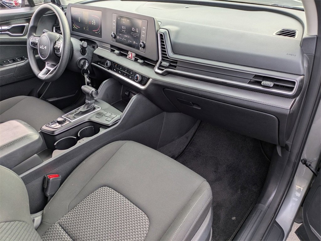 Used 2024 Kia Sportage LX image 30
