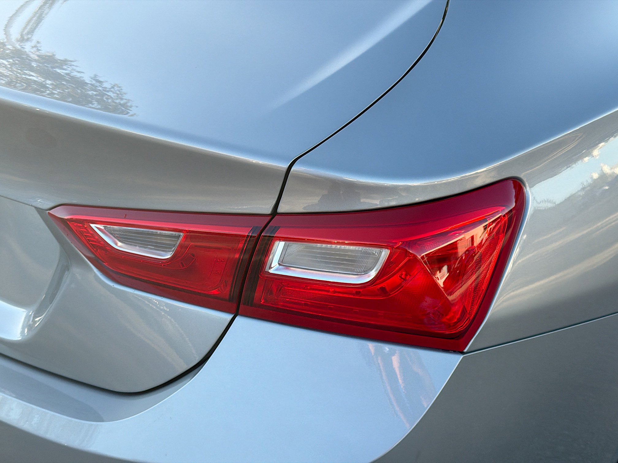 Used 2024 Chevrolet Malibu LS image 24