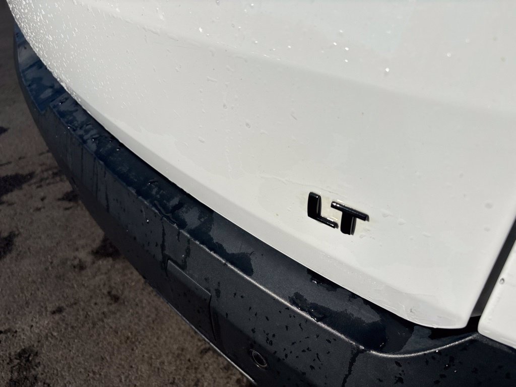 Used 2019 Chevrolet Traverse LT w/ LT Premium Package AWD/4WD image 16