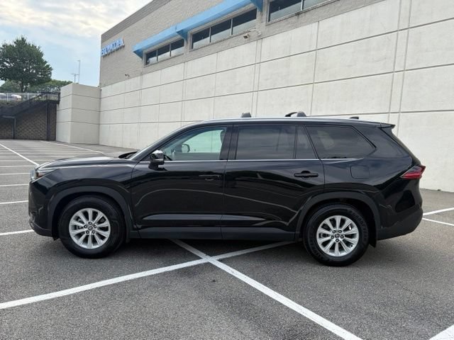 Used 2025 Toyota Grand Highlander FWD image 4