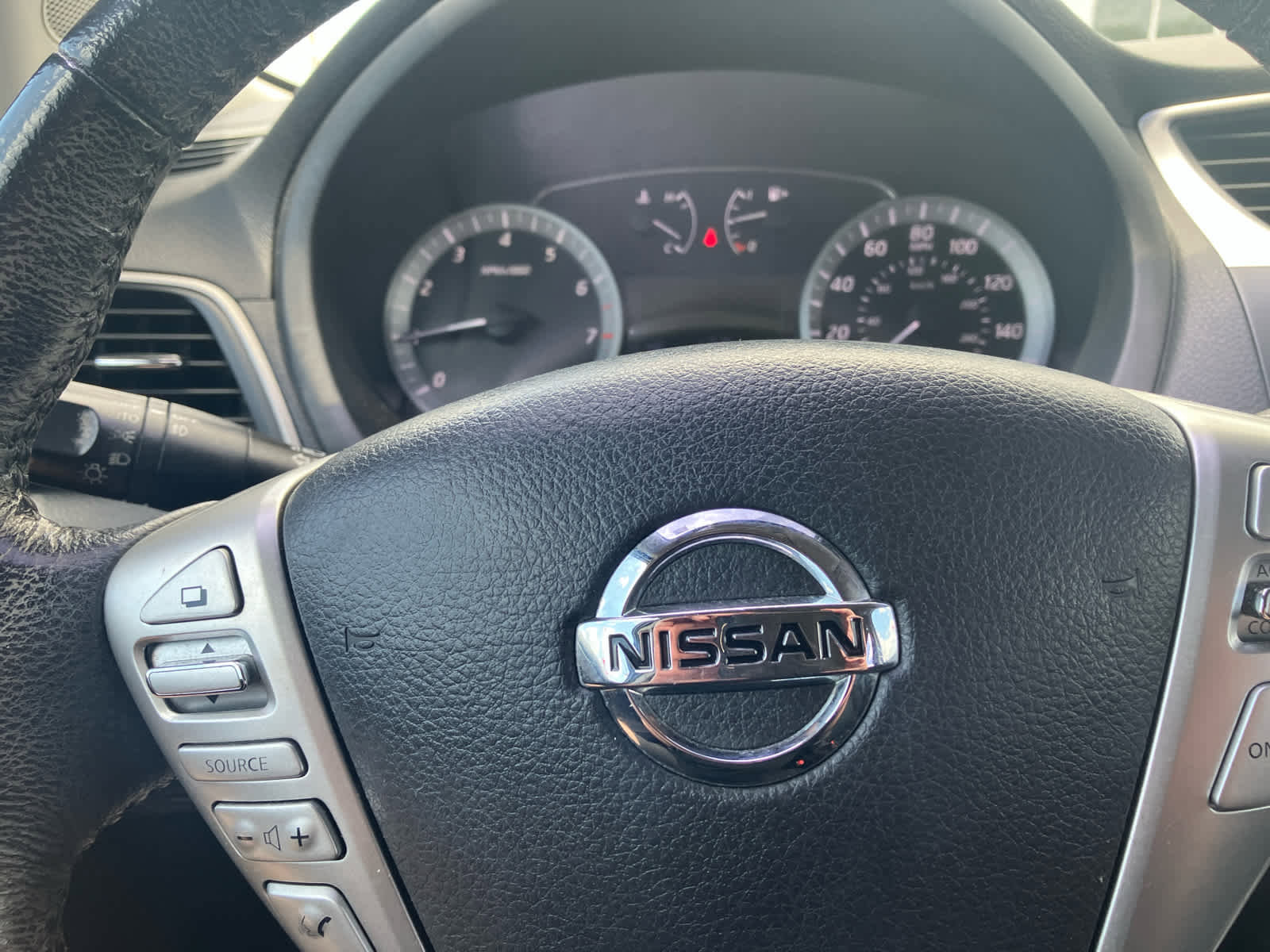 Used 2015 Nissan Sentra SR FWD image 13