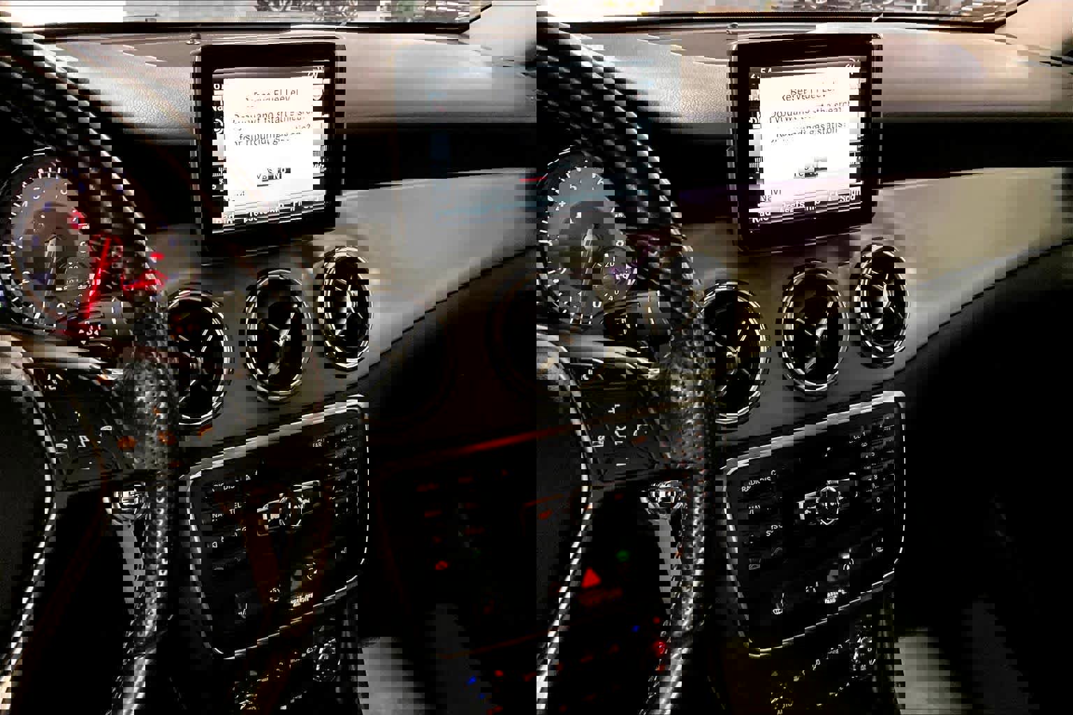 Used 2015 Mercedes-Benz GLA 250 image 7